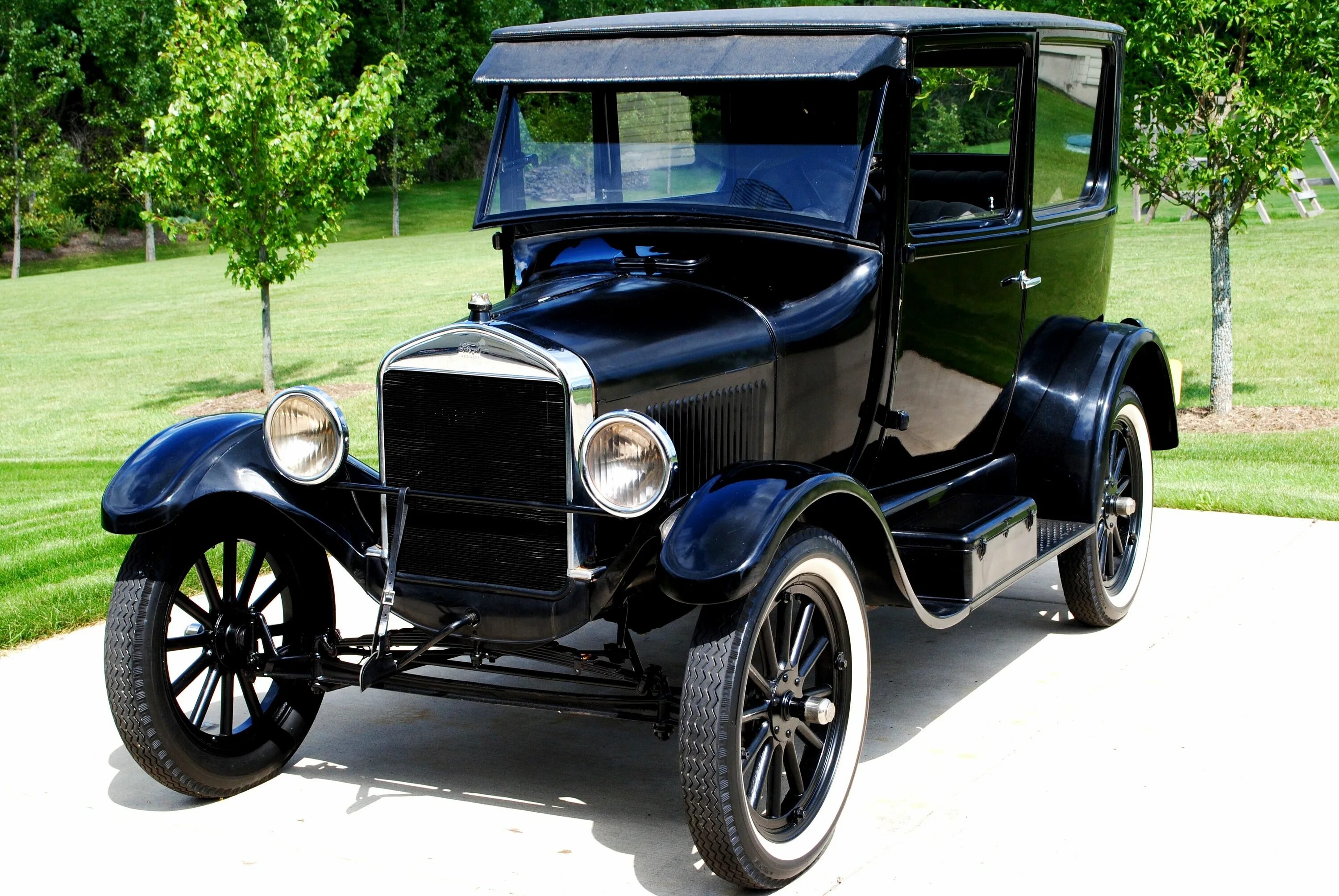 Покажи фото 1 автомобиля 1926 Model T Ford Tudor - "Sara" Classic cars, Custom cars, Car pictures