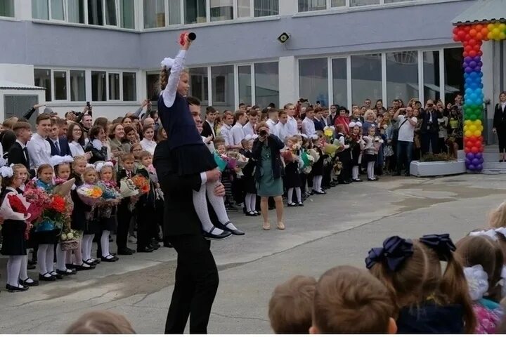 Покажи фото 1 школы В Дагестане 1 сентября могут отменить школьные линейки - МК Дагестан