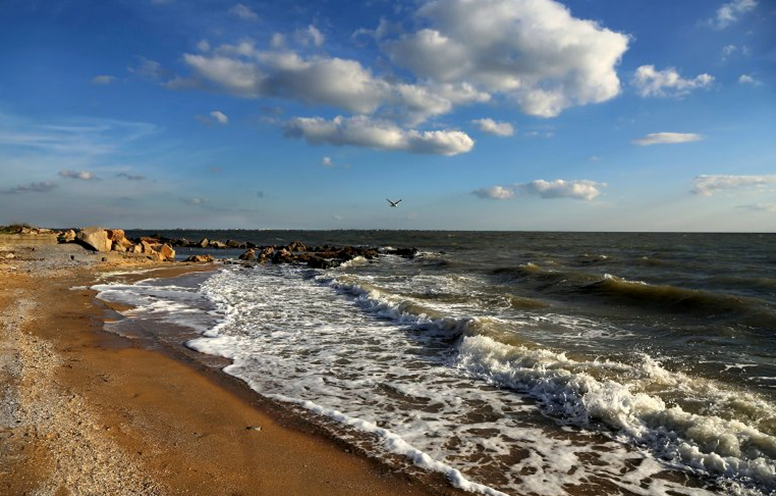 Покажи фото азовского моря Урок 5: Водные объекты России - 100urokov.ru