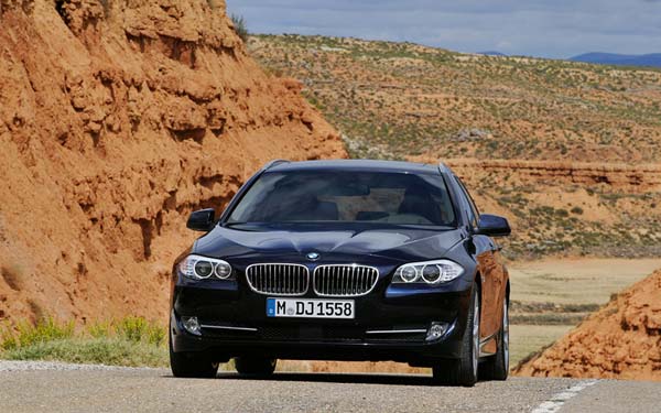 Покажи фото бмв 5 Фотографии BMW 5-series Touring (2010-2013). Фото #13 на автомобильном портале C