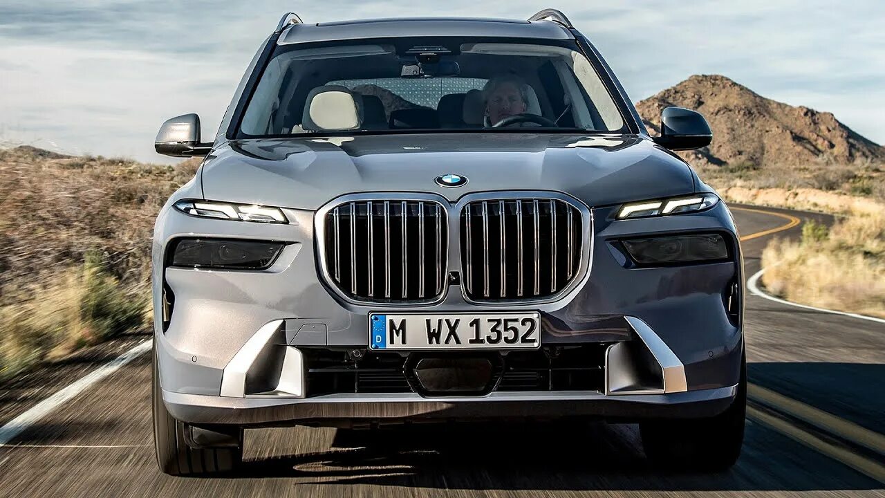 Покажи фото бмв икс 7 2023 BMW X7 facelift - Bavaria's biggest, boldest SUV / All The Changes - YouTub