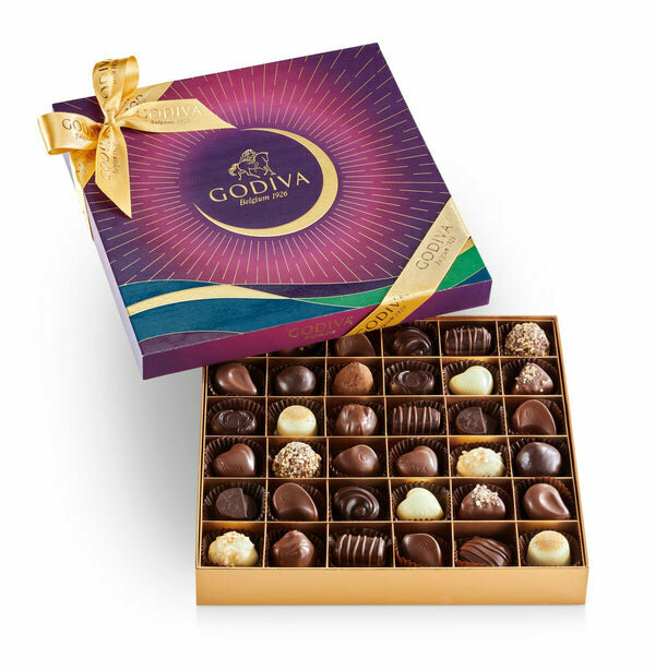 Покажи фото дубайского шоколада Godiva, confectionary, Mall of the Emirates, Al Barsha 1, Al Barsha, Hadaeq Moha