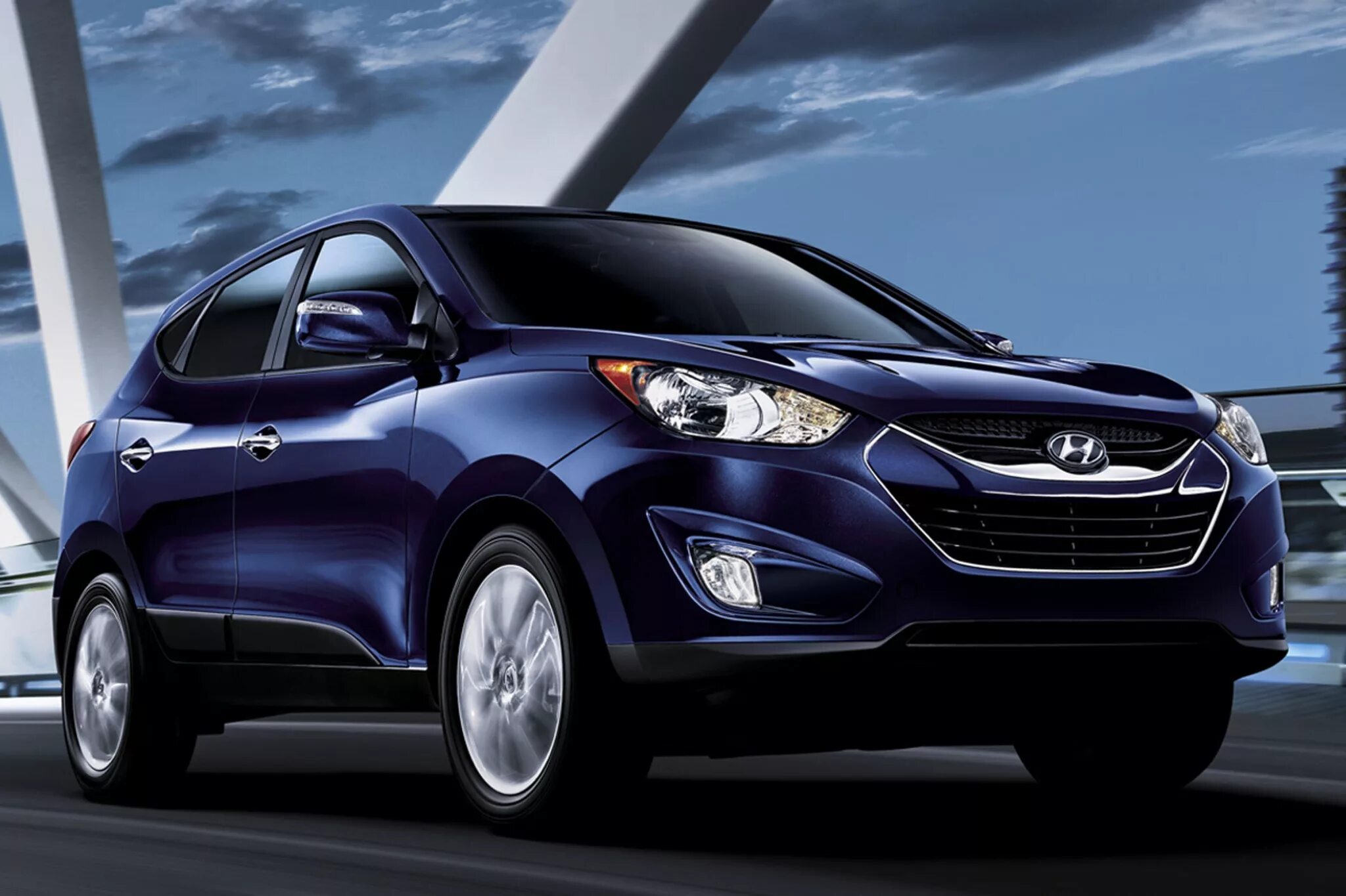 Покажи фото хендай 2014 HYUNDAI TUCSON - Image #2