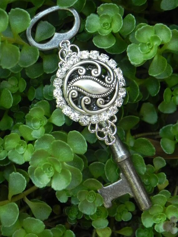 Покажи фото ключ Your place to buy and sell all things handmade Unique key, Old keys, Key