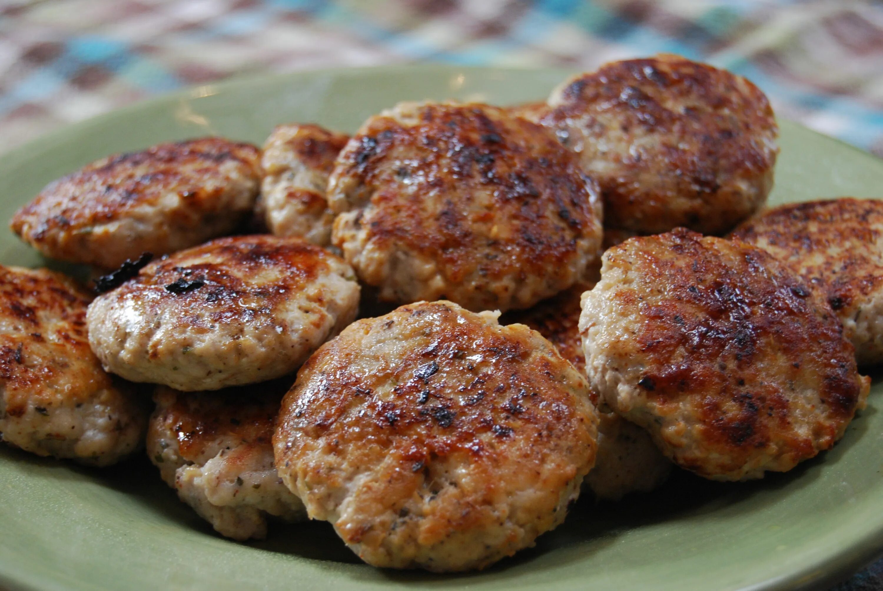 Покажи фото котлеты Breakfast Turkey Sausage Breakfast sausage recipes, Homemade turkey sausage, Hom