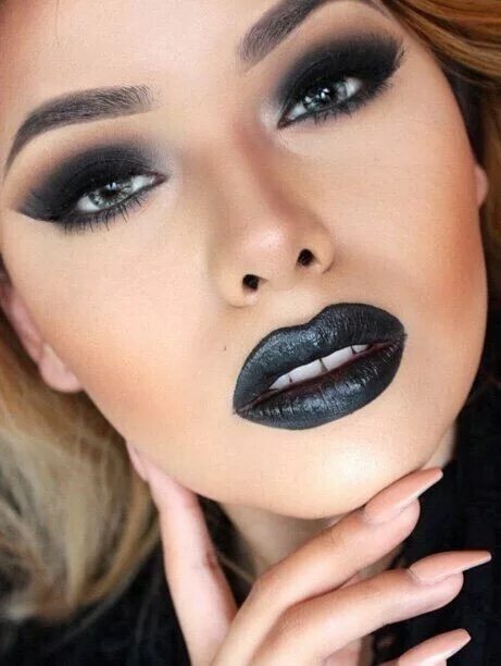 Покажи фото макияжа I've really been into very dark makeup recently and I want to try this so bad. B