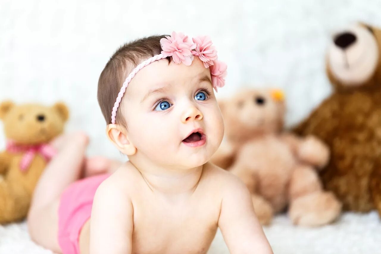 Покажи фото маленьких детей Beautiful Baby Name For Baby Girls That Are Words