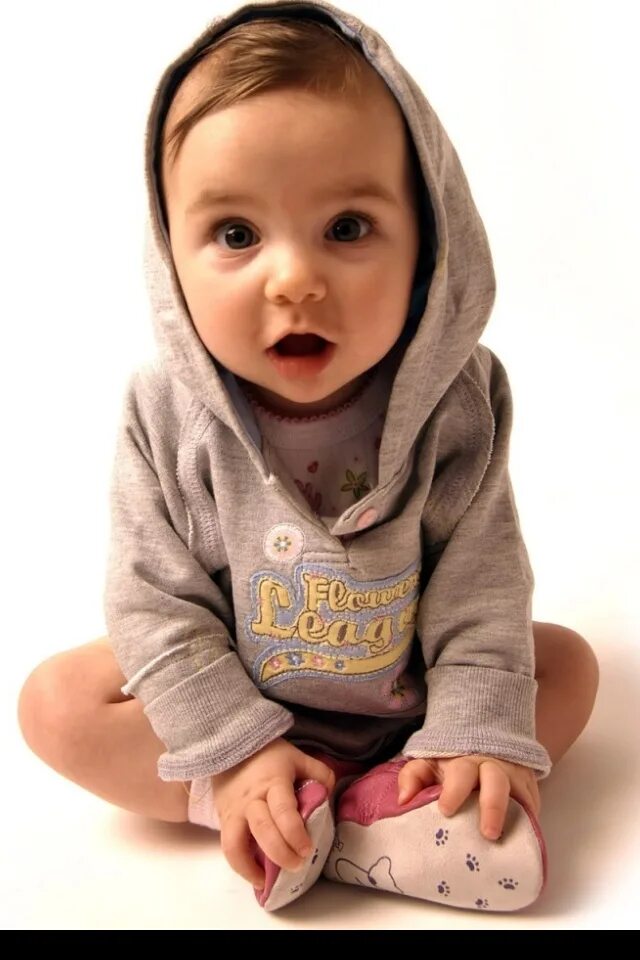 Покажи фото маленьких детей Pin by Emily Carroll on tooooo cute Baby swag, Baby wearing, Baby hoodie