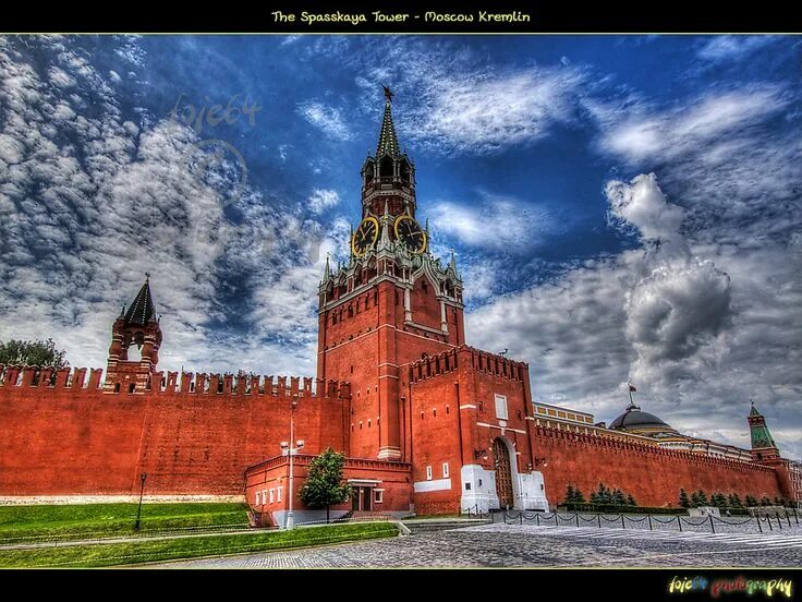 Покажи фото московского кремля Frolovskaya Tower at the Kremlin..."Then, joining Lymond in the cavalcade of liv