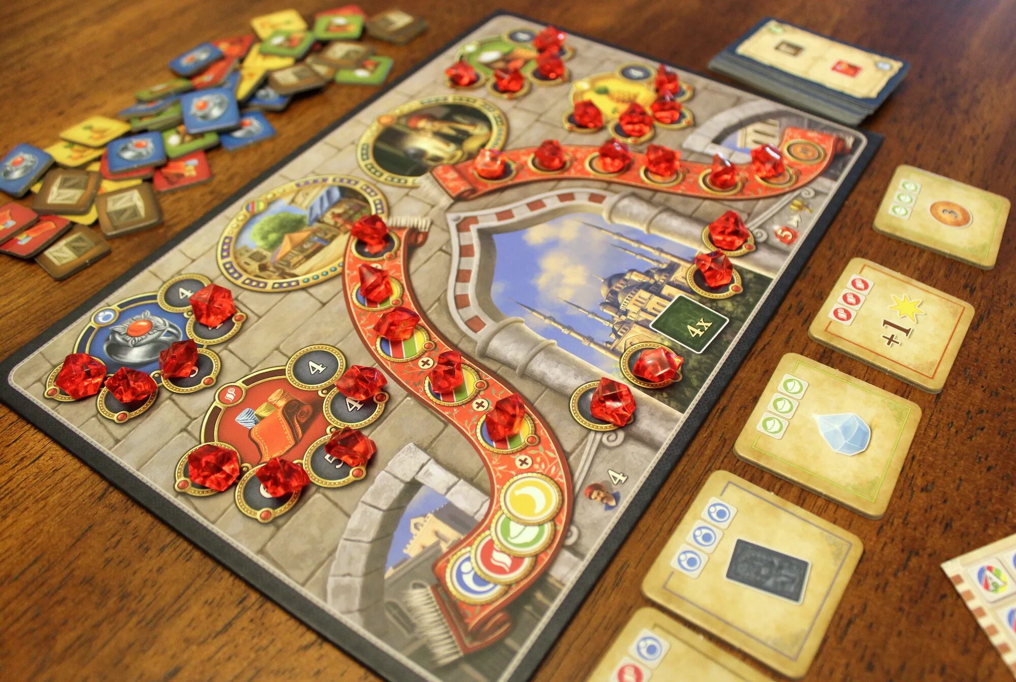 Покажи фото настольной игры Review: Istanbul: The Dice Game rules the bazaar Ars Technica