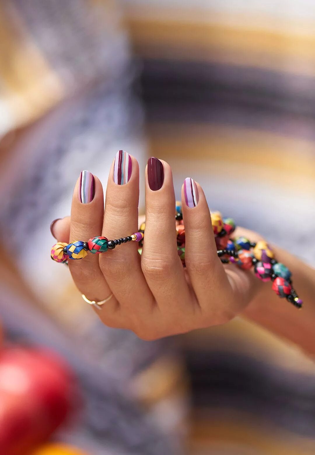 Покажи фото ногтей Threads of Peru Colorful nail art, Gel nail colors, Nail art galleries