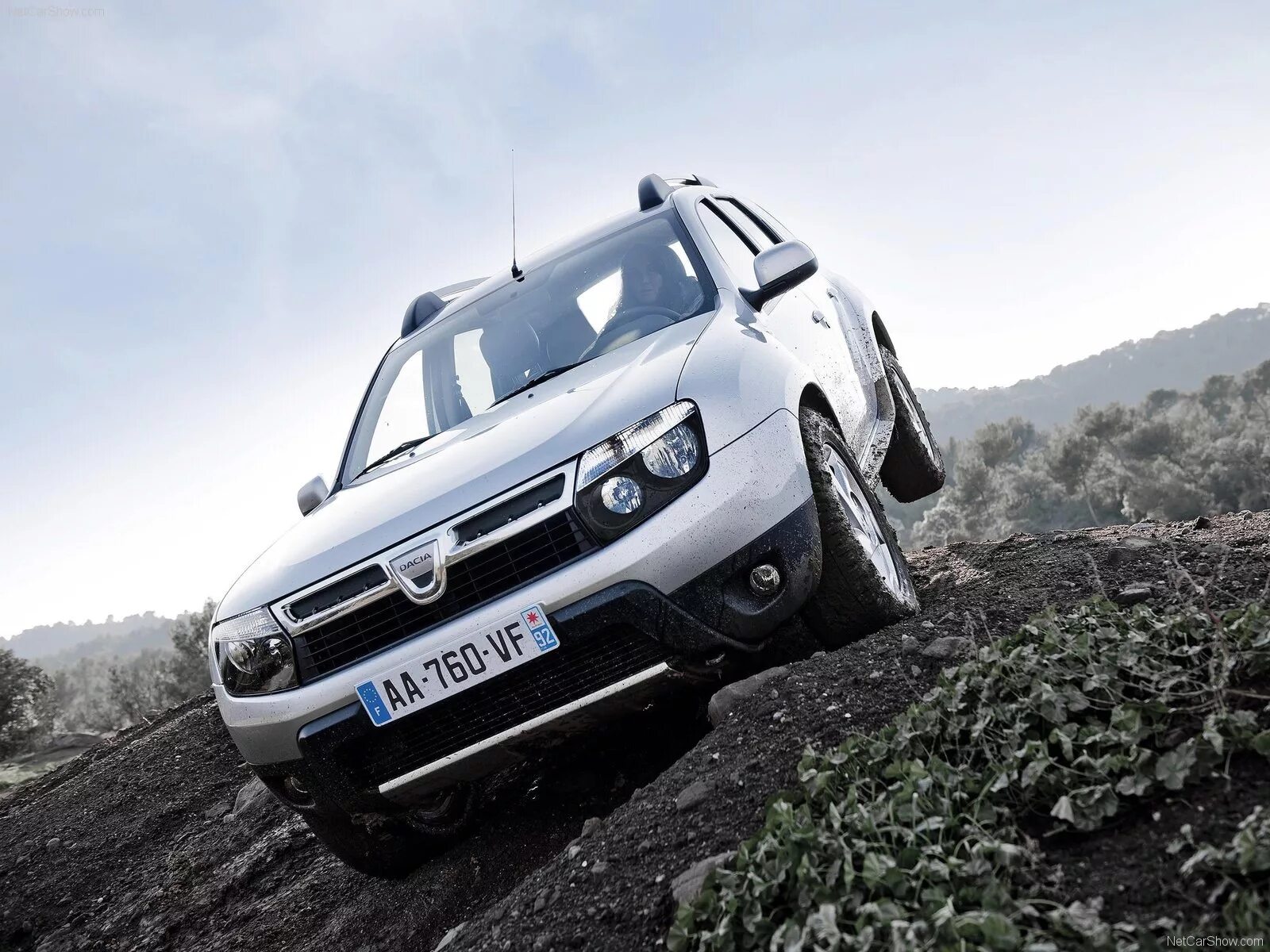 2011 Dacia Duster Image. Photo 40 of 60