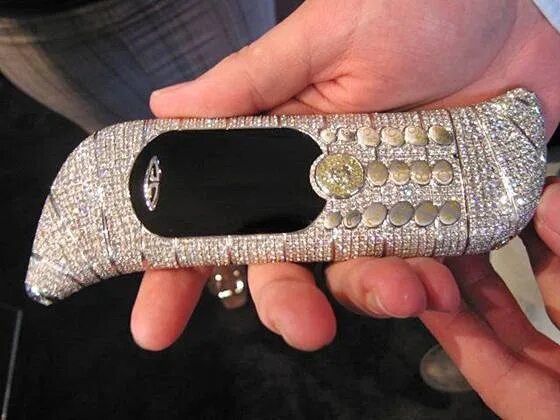 Покажи фото самого дорогого телефона в мире The World's Most Expensive Diamond Studded Cellphone in 2019