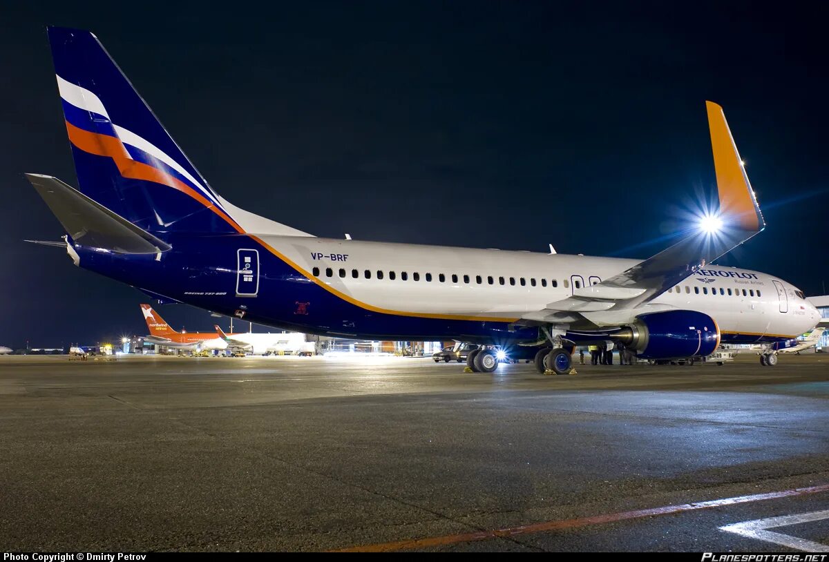 Покажи фото самолетов Aeroflot Enhances Fleet With Two Airbus A320 Aircraft