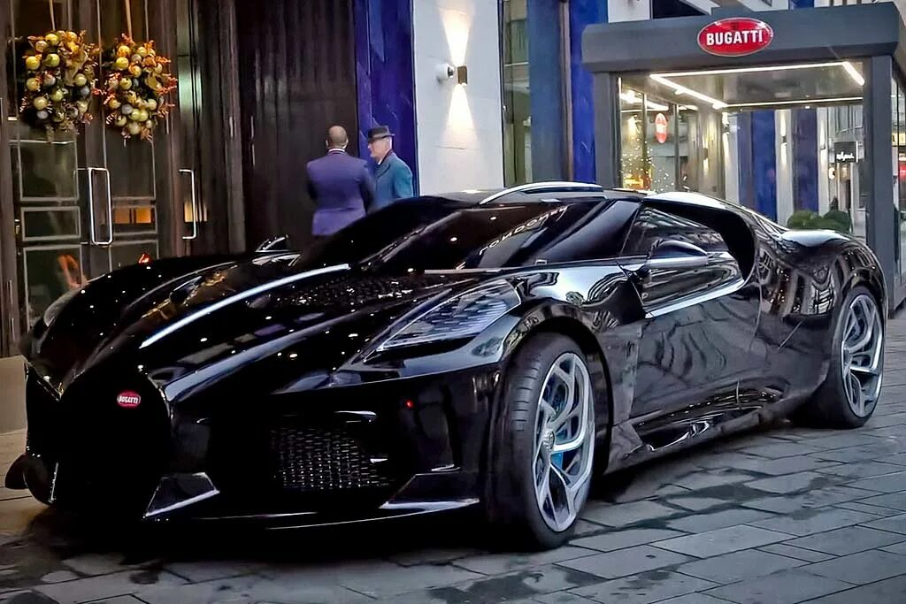 Покажи фото самой дорогой машины 631-HP Lamborghini Huracan Tecnica Is A RWD Evo With A Sprinkle Of STO