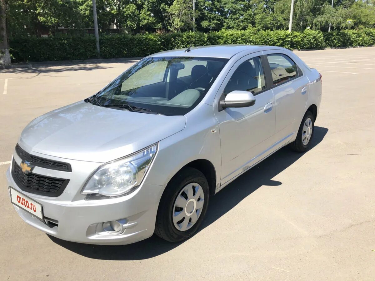 Покажи фото шевроле кобальт Купить б/у Chevrolet Cobalt II 1.5 AT (105 л.с.) бензин автомат в Москве: серый 