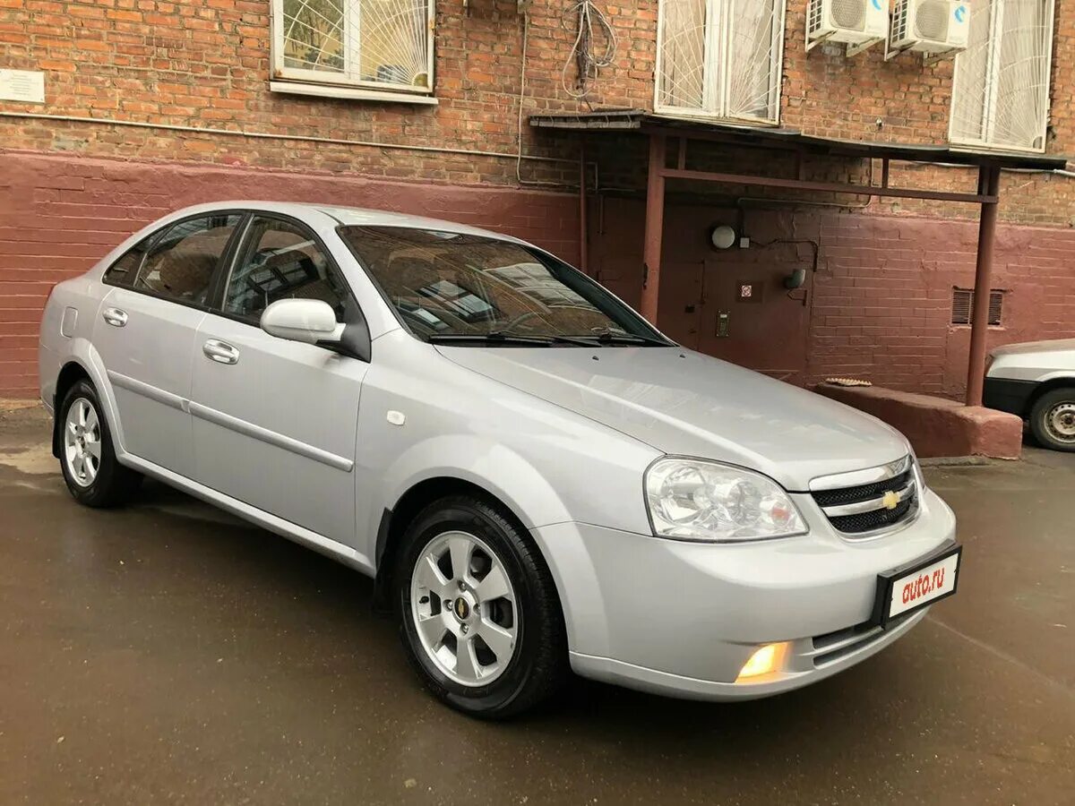 Покажи фото шевроле лачетти Купить б/у Chevrolet Lacetti I 1.8 AT (122 л.с.) бензин автомат в Москве: серебр