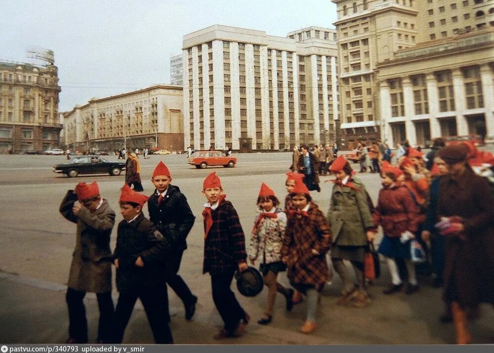 Покажи фото советского союза Прогулка по Москве 1982 года - Teletype