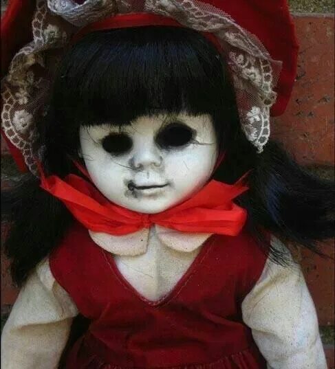 Покажи фото страшных кукол Scary doll Scary dolls, Gothic dolls, Creepy dolls