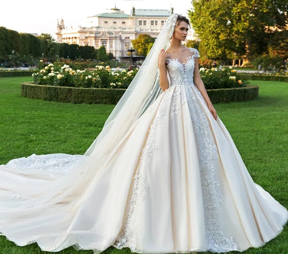 Покажи фото свадебных платьев New Elegant Long Wedding Dress 2019 Boat Neck Cap Sleeve Chapel Train Appliques 