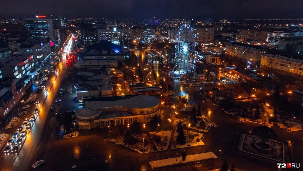 Покажи фото тюмени Билеты на аттракционы на Цветном бульваре стоят 1 рубль с 1 по 12 января - 28 де