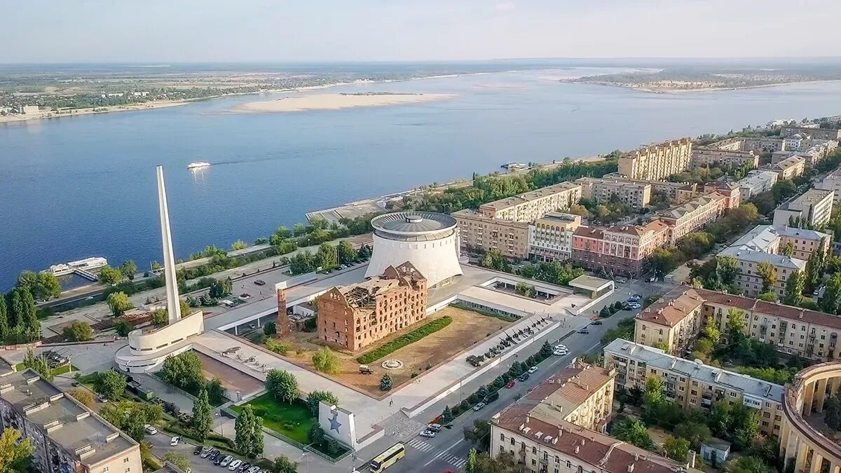 Покажи фото волгограда Музей-панорама "Сталинградская битва" в Волгограде