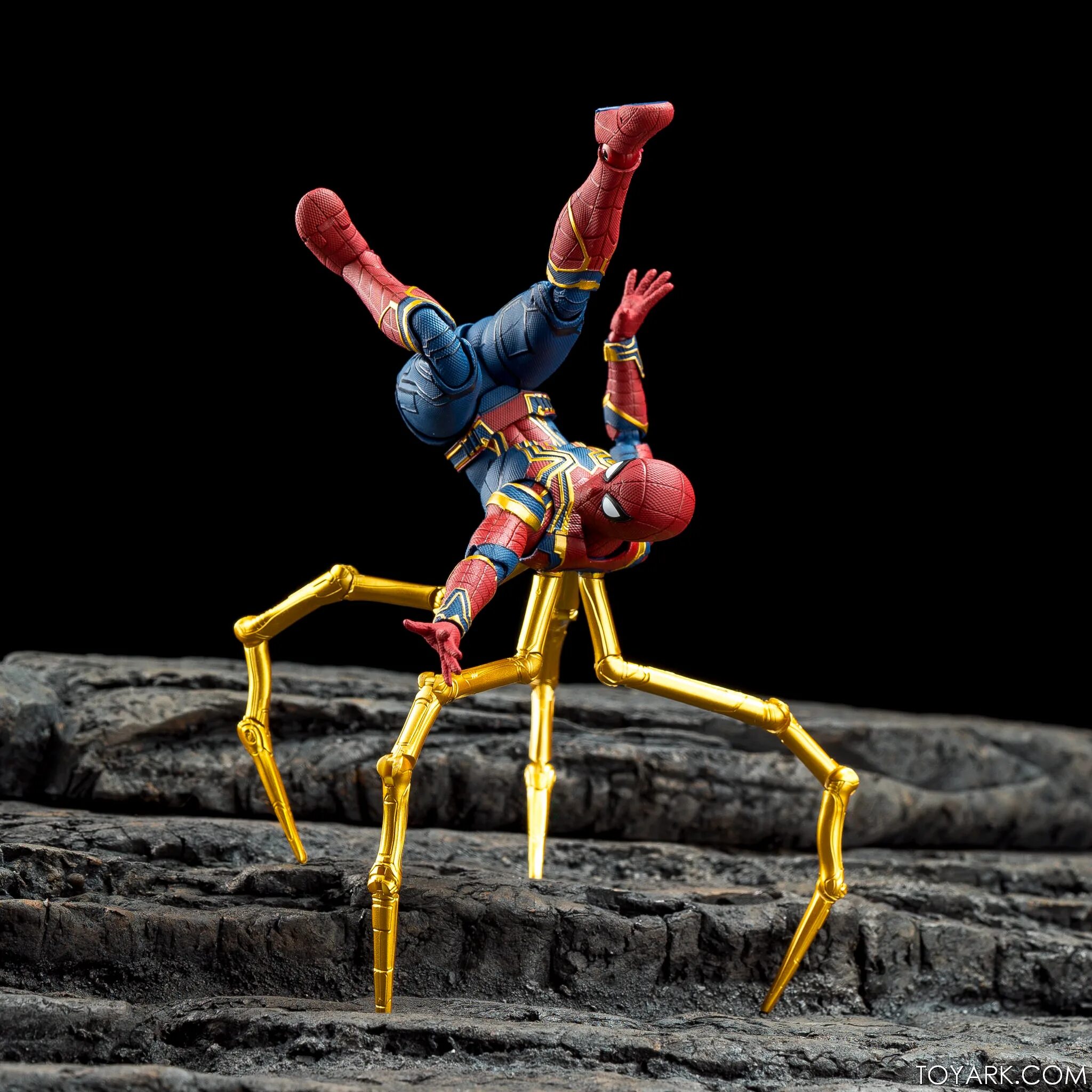 Покажи фото железный паук S.H. Figuarts Infinity War Iron Spider Gallery - The Toyark - News