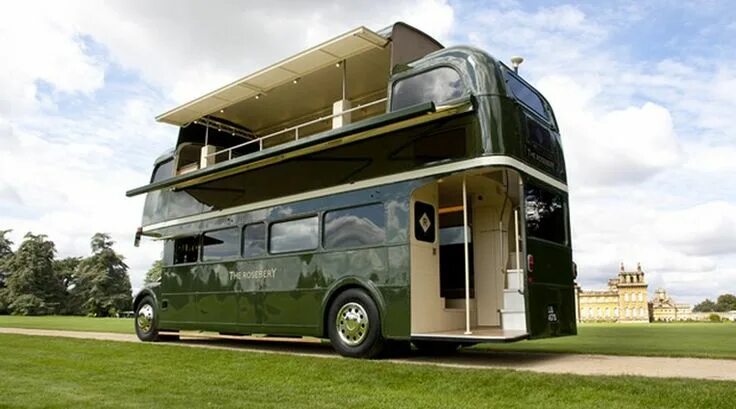 Покажи как выглядит дом на колесах A 1960s London Bus Back in Service (for Cocktails & Fine Dining) Bus house, Lond