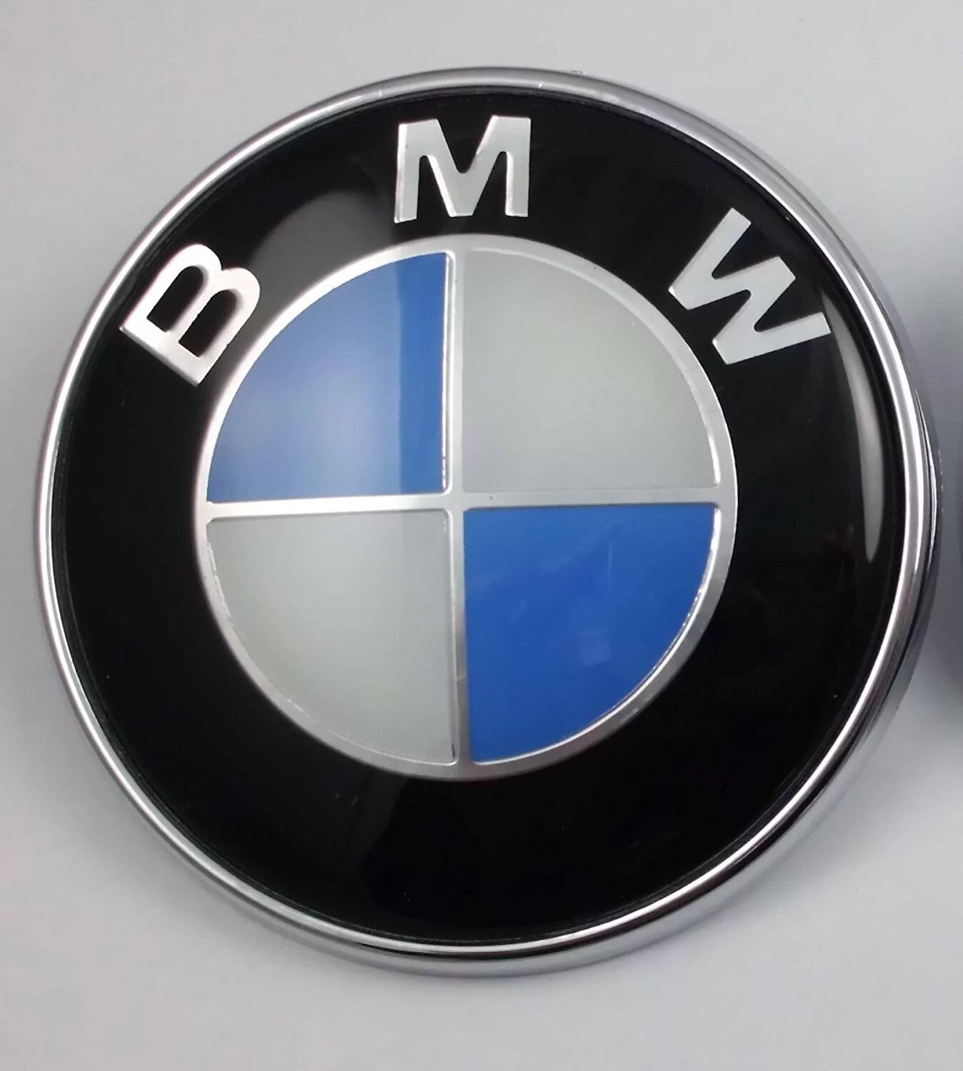 Покажи как выглядит значок бмв Buy BMW Hood and Trunk Emblem Logo Replacement Set, 82mm and 74mm in Cheap Price