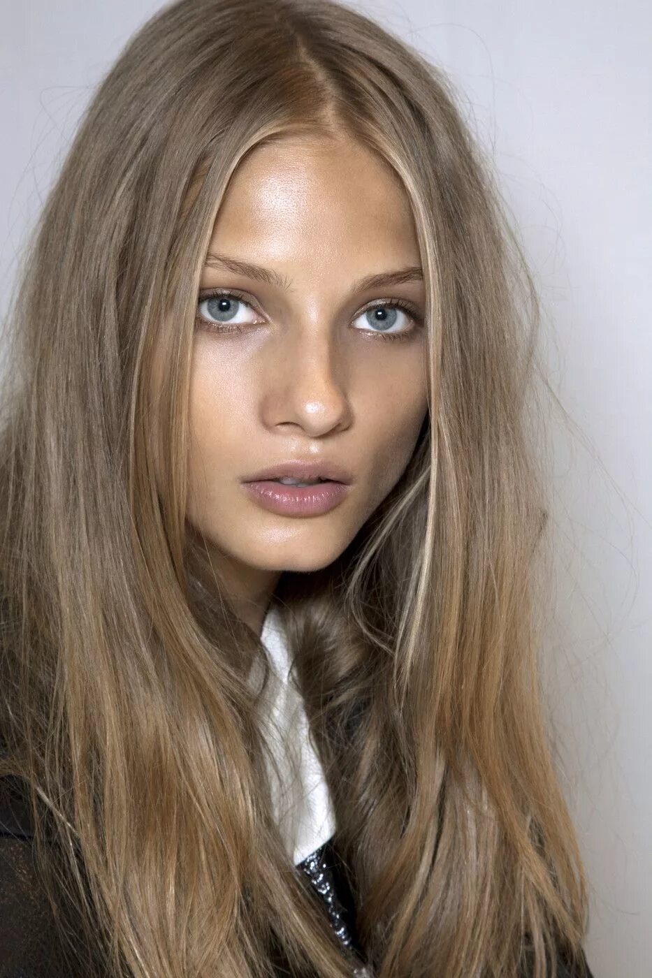 Покажи как выглядят русые волосы Ensaio Fashion Hair inspiration, Dark blonde hair, Brown blonde hair