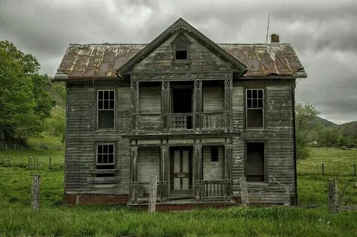 Покажи как выглядят заброшенные дома Pin on Abandoned Old abandoned houses, Abandoned farm houses, Abandoned houses