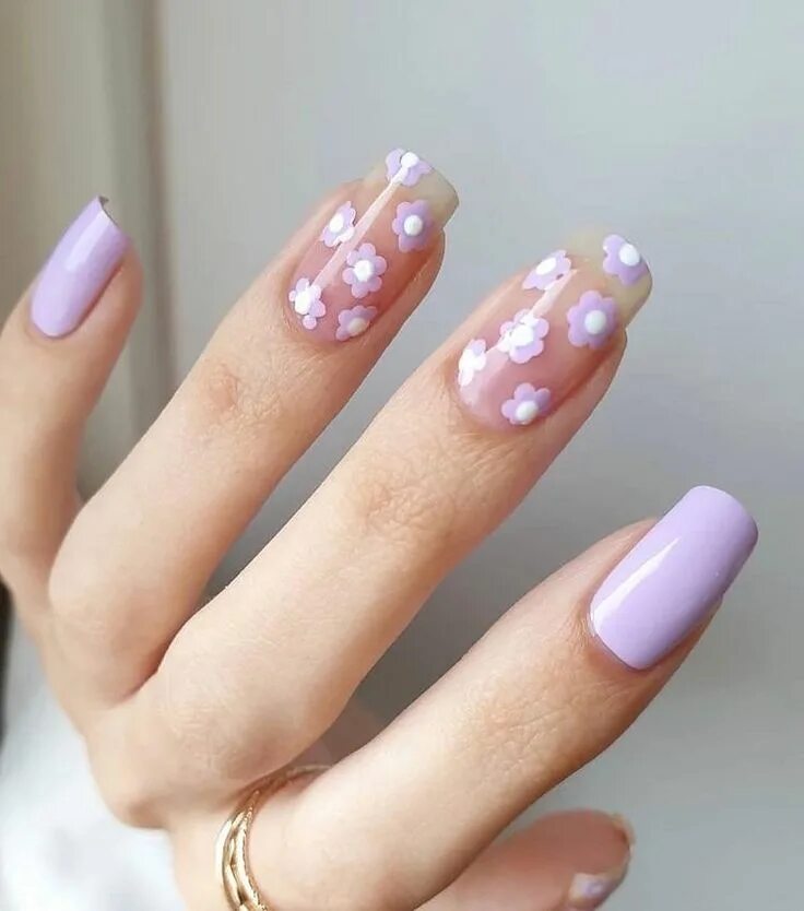 Покажи какой красивый маникюр Image about flowers in Nails by Léna Driesbach Lavender nails, Purple nails, Sty