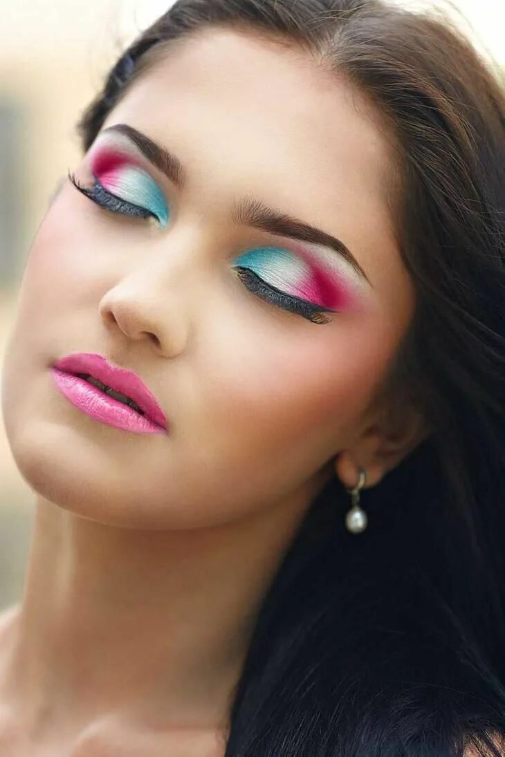 Покажи картинки легкого макияжа Makeup ideas #fashion #lips #eyes #selfie #eyeshadow #cosmetics #beauty #looks #