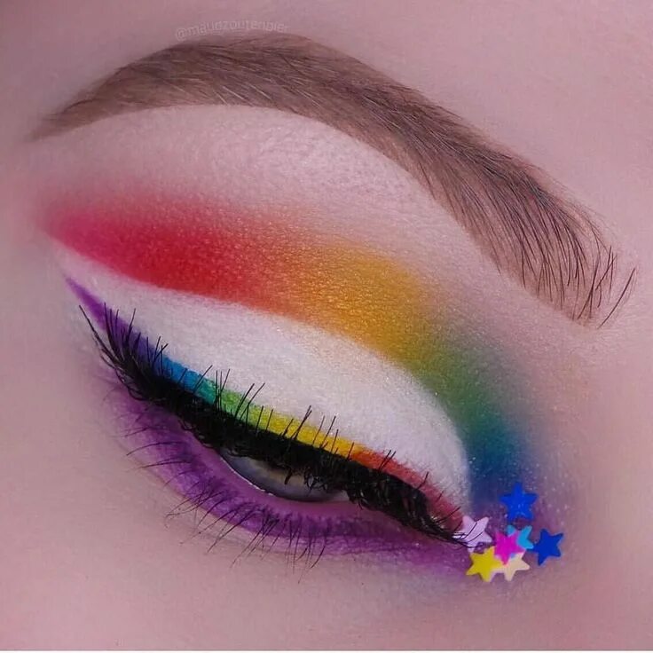 Покажи красивый макияж детскими тенями для детей Pin on Makeup Rainbow makeup, Pride makeup, Smokey eye makeup