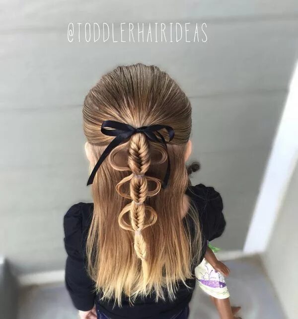 Покажи крутые прически для девочек Beautiful hairstyle ideas for girls in the garden - everyday and festive options