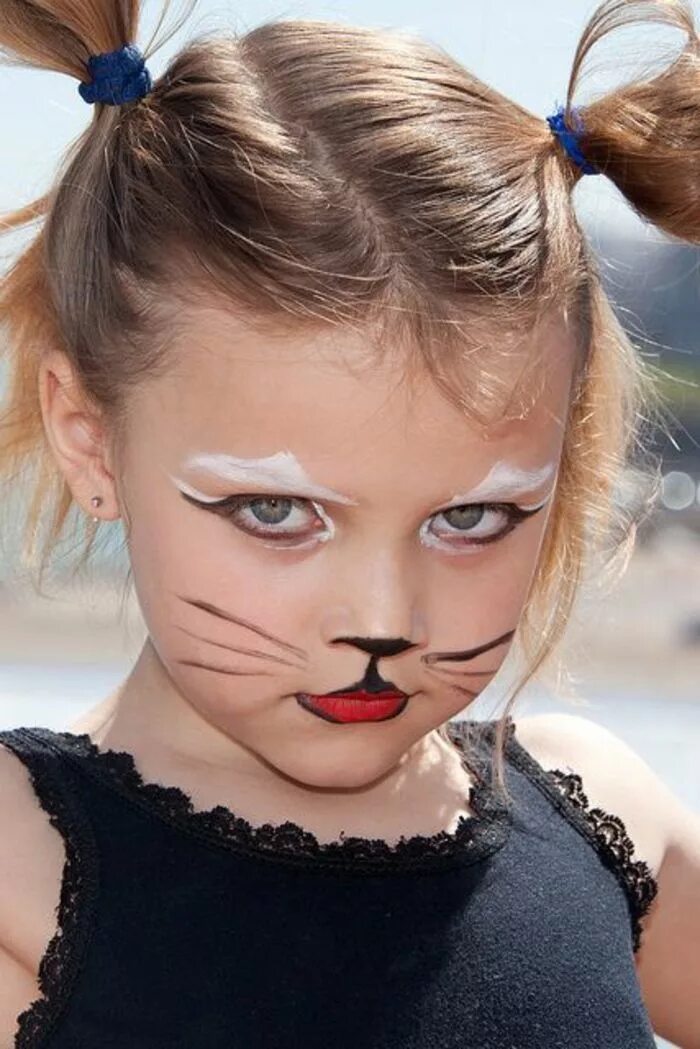 Покажи легкий детский макияж L'Halloween approche! Trouvez le meilleur maquillage pour enfants. Trucco per ba