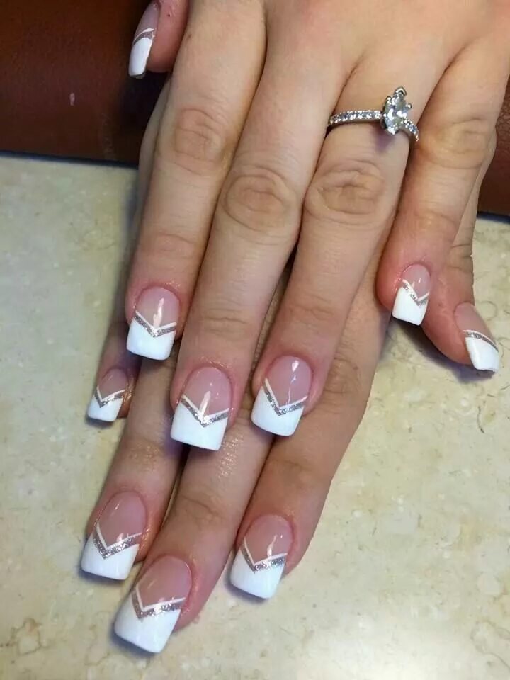 Покажи маникюр френч белый French tip French tip nail designs, White tip nails, Manicure nail designs