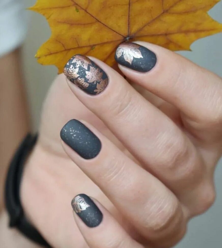 100 модных новинок: Маникюр на короткие ногти 2019 - фото, тренды Fall gel nails