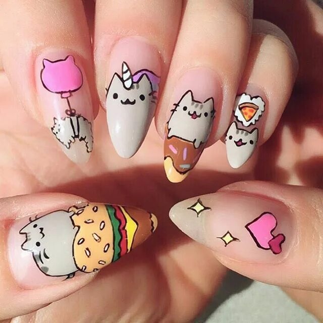 Покажи маникюр с рисунками @pusheen on Instagram: "Wow! Check out this amazing Pusheen nail art by @i_heart