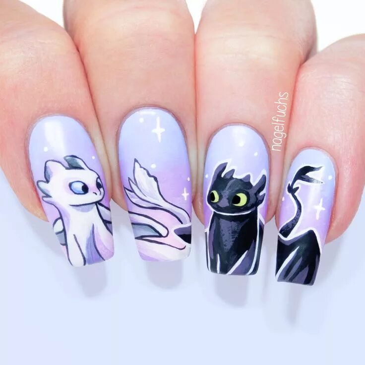 Покажи маникюр с рисунками Chimuelo Disney acrylic nails, Dragon nails, Swag nails