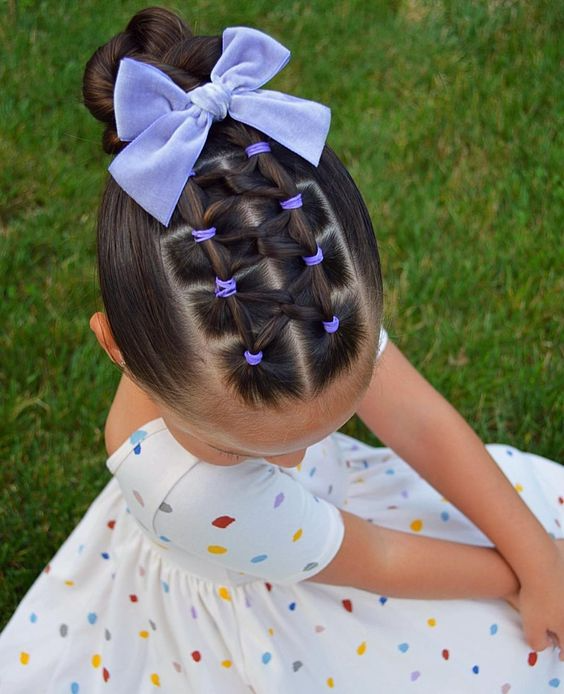 63 детские прически на выпускной в детский сад Kids hairstyles, Flower girl hair