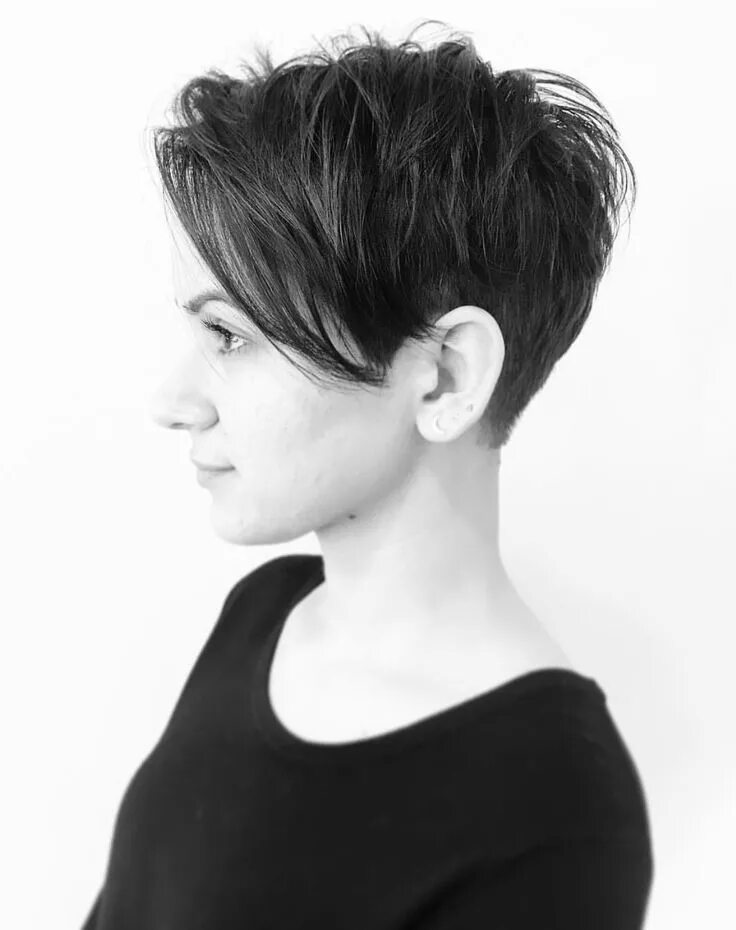 Покажи прически под мальчика но для девочки Pin by Rachael on Hair ideas Thick hair styles, Short hair cuts, Short hair cuts