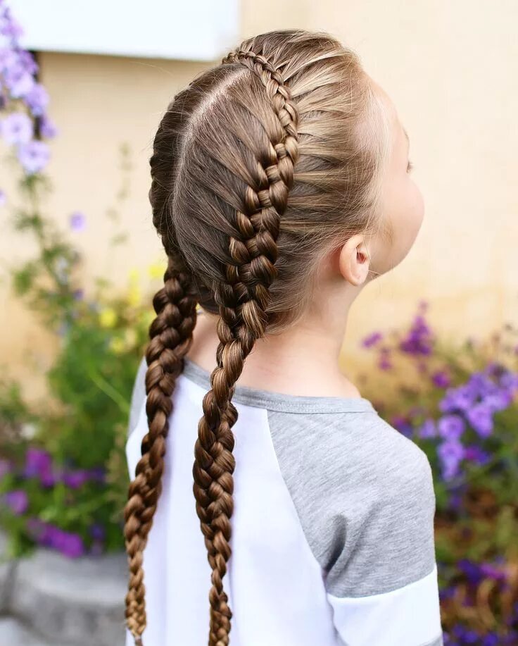 Покажи разные прически для девочек Katie Ritchie on Instagram: "I’m in love with this braid! It’s French four stran