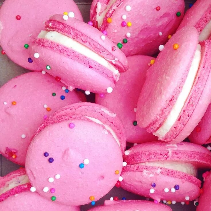 Покажи розовые фото Just Macarons Pink desserts, Pink cookies, Pink foods