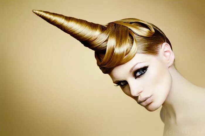 Покажи самые красивые прически в мире Unicorn hair style, soft light, make-up, half-turn- I need to figure out how to 