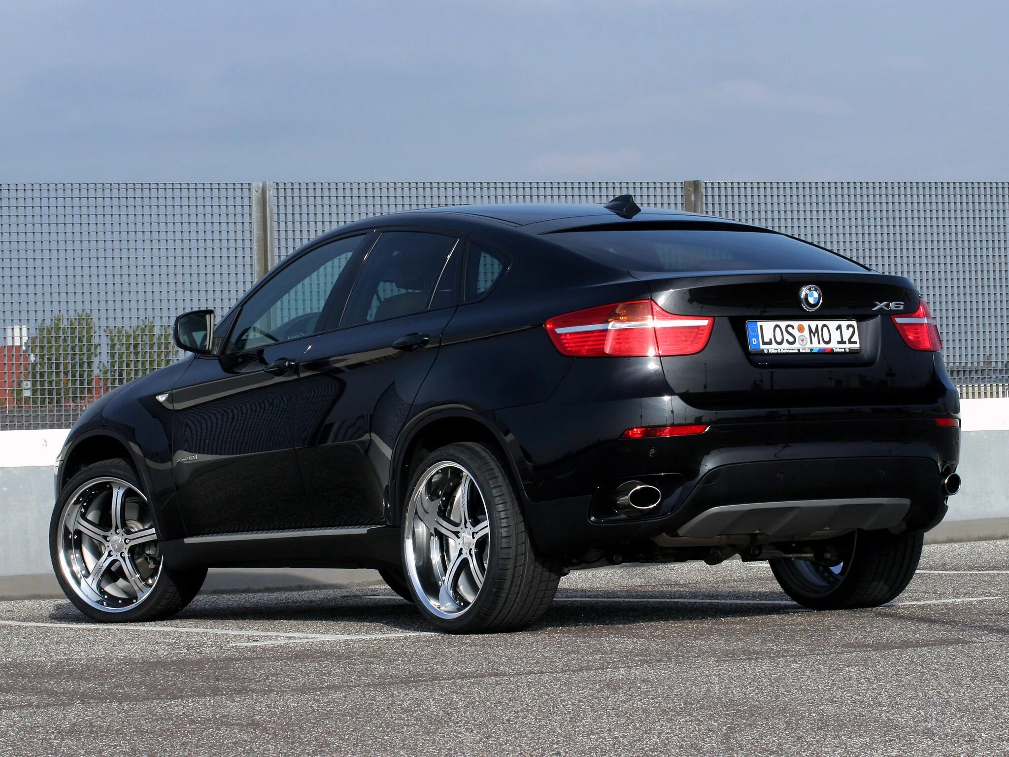 Покажите фото бмв икс 6 Шины и диски для BMW X6 2010 ActiveHybrid X6 I (E71) Restyling, размер колёс на 