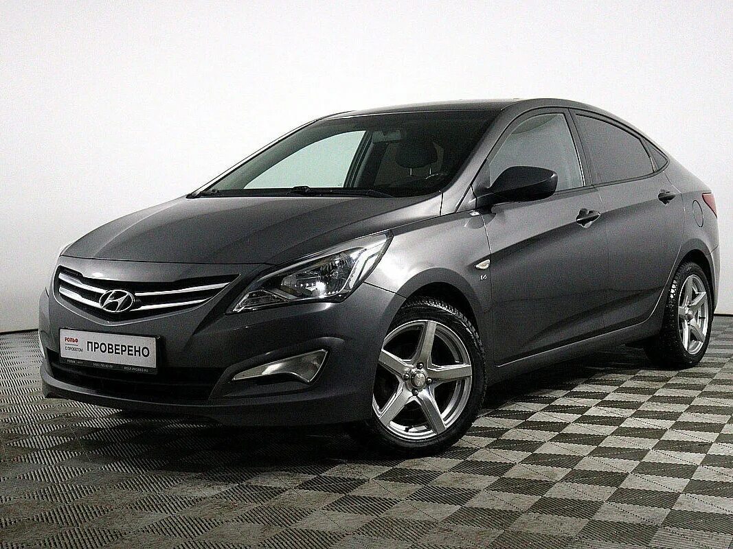 Купить б/у Hyundai Solaris I Рестайлинг 1.6 MT (123 л.с.) бензин механика в Екат