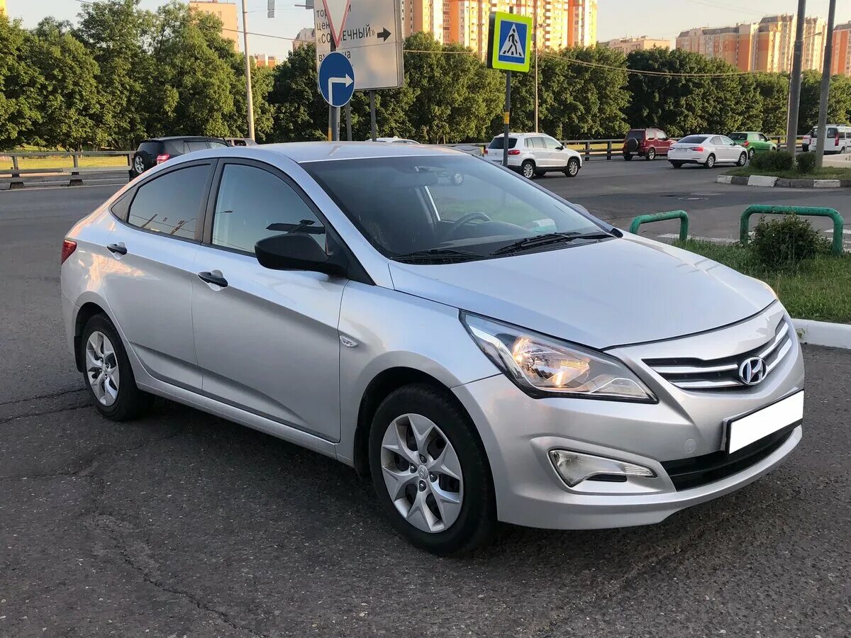 Покажите фото хендай солярис Купить б/у Hyundai Solaris I Рестайлинг 1.4 AT (107 л.с.) бензин автомат в Москв