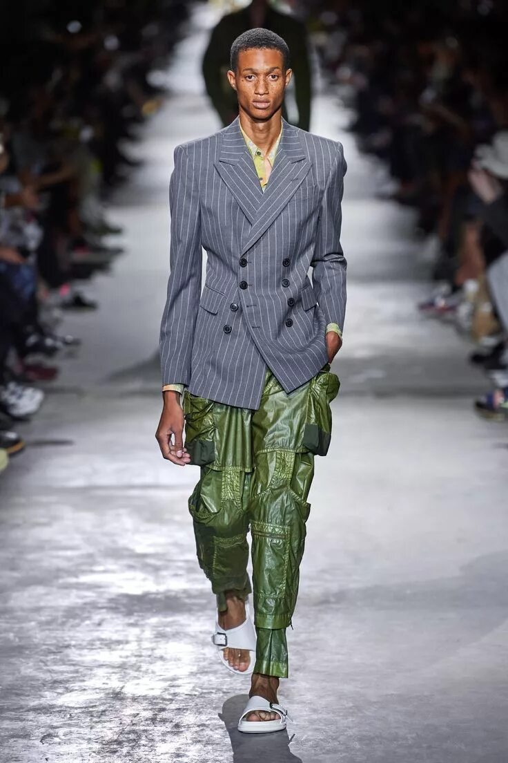 Показы мужской моды в скандинавии Dries Van Noten Spring 2020 Menswear Fashion Show Menswear, Mens fashion, Dries 