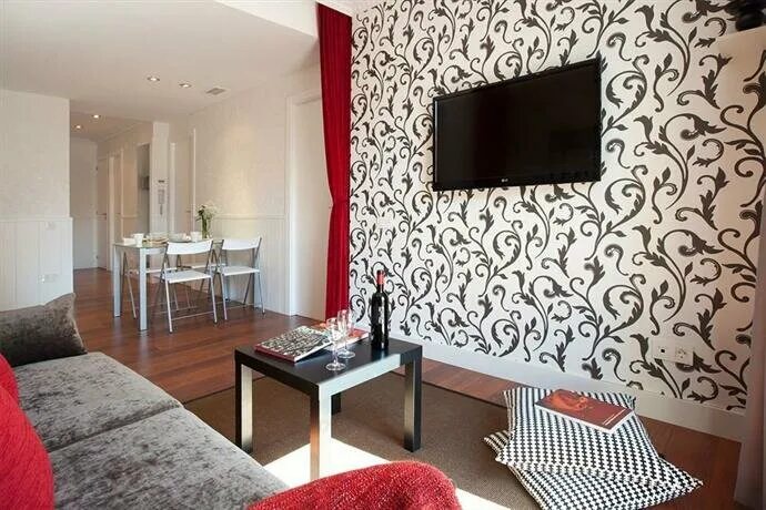 Поклеить гостиную фото Enjoybcn Gaudi Apartments, жильё посуточно, Испания, Барселона, Avinguda Gaudí, 